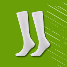 Lade das Bild in den Galerie-Viewer, Caresocks orthopädische Kompressionsstrümpfe - verhindert Krampfadern &amp; entlastet müde Füße