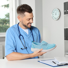 Lade das Bild in den Galerie-Viewer, OrthoErgo – komfortable Damenschuhe mit ergonomischem Design