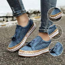 Lade das Bild in den Galerie-Viewer, OrthoKomfort – komfortable, rutschfeste Schuhe mit ergonomischem Design