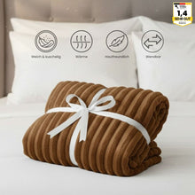 Lade das Bild in den Galerie-Viewer, Kuschelwunder Deluxe – Extra Große Premium-Fleece-Decke