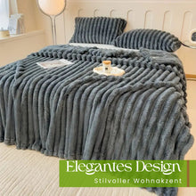 Lade das Bild in den Galerie-Viewer, Kuschelwunder Deluxe – Extra Große Premium-Fleece-Decke